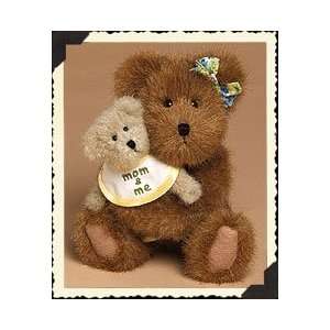  Boyds Mom & Baby Hugs  #C08501 Toys & Games