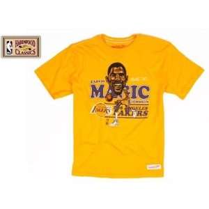Mitchell & Ness Los Angeles Lakers Magic Johnson Caricature Tee Large