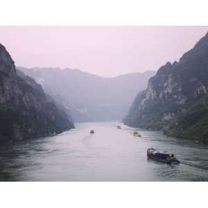  China, Yangtze River, Three Gorges, Landscape of Xiling 