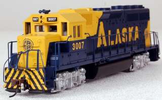 Bachmann HO Scale Train Set Analog McKinley Explorer Passenger 00694 