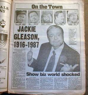 BEST display newspaper 1987 NY Post w DEATH of comedian JACKIE GLEASON 