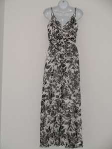 NEW WOT WHITE HOUSE /BLACK MARKET Lined Rose Print Long Dress Size   2 