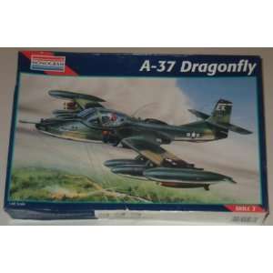  A 37 DRAGONFLY (SKILL 2) (Model Airplane) Toys & Games