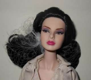 FR~Regal Estate Agnes Von Weiss Dressed Doll~LE300~2010 Dolls in Oz 