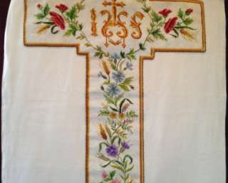 VESTMENT   Antique White SILK CHASUBLE with extremely fine needlework 