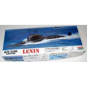  ARII   1/700 Lenin (Alfa Class) Submarine (Plastic Models 
