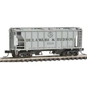  Atlas N TrainMan PS 2 Covered Hopper, Delaware & Hudson 