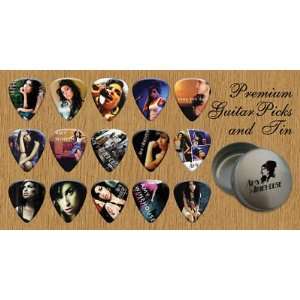  Amy Winehouse 15 Premium Guitar Picks Tin (G) Musical 