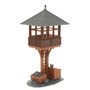  HO B/U Elevated Gate Tower Toys & Games