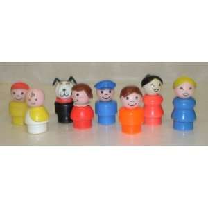   Vintage Plastic Lot 8 of Fisher Price Little People 
