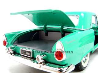 Brand new 118 scale diecast 1955 Ford Thunderbird by Road Signature.