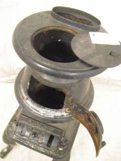 Traditional Cast Iron Pot Belly Stove (8927)*.  