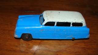 1953 Ford Country Wagon. Die cast. Tootsietoy  