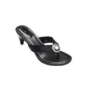  Switchflops Sandy Low Heel Sandal (Black) (size6 