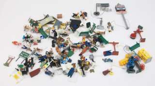 HO Scale Figures, Street Signs & Scenic Accessories (50)  