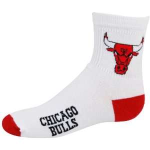  Chicago Bulls Youth White Team Logo Crew Socks Sports 