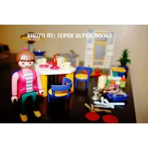  Playmobil Girl with Kitchen Appliances Table Chairs and 