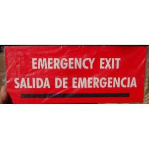    EMERGENCY EXIT SIGN   SALIDA EMERGENCIA   BRAILLE