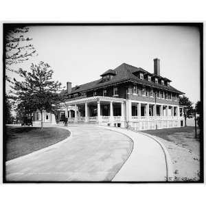  Country club house,west front,Detroit,Mich.