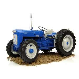  1/16th Fordson Super Dextra Roadless by UH Toys & Games