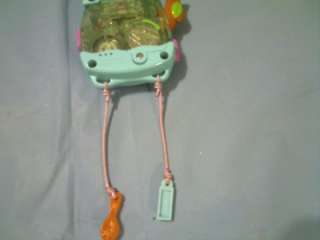 This HASBRO 2006 LITTLEST PET SHOP INTERACTIVE GAME KEYCHAIN is in 