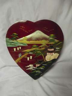 NIce Vintage Japanese Lacquer Lacquerware large hand painted heart box 