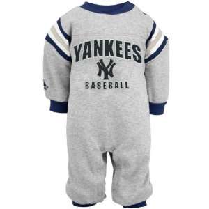  Majestic New York Yankees Infant Ash Coveralls