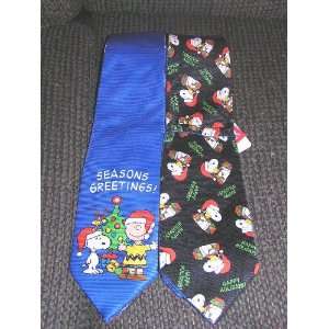  Peanuts Snoopy Charlie Brown Reversible Christmas Neck Tie 