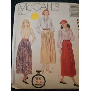   PATTERN FROM MCCALLS SEWING PATTERNS #6241 Arts, Crafts & Sewing