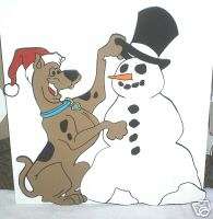 SCOOBY BUILDING A SNOWMAN CHRISTMAS YARD DECORATION  