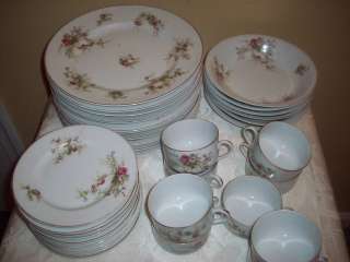 Czechoslovakia Rose Pattern Dinnerware with Gold Trim   set of 6 with 