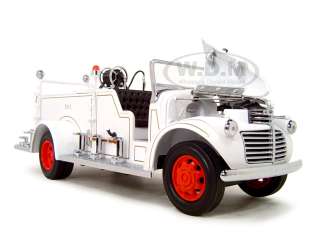 1941 GMC FIRE TRUCK WHITE 124 SCALE DIECAST MODEL  