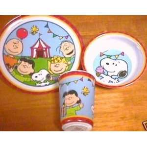 Peanuts Gang Carnival 3 Piece Set Includes 8 Plate, Bowl & Tumbler 