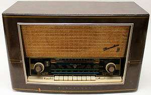 Vintage Barcelona Blaupunkt Tube Radio  
