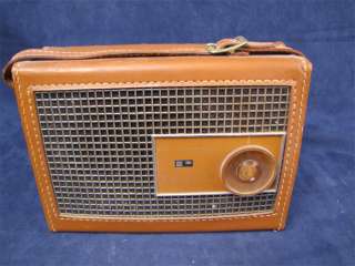 Vintage Philco Leather Transistor Radio Model T802 124  