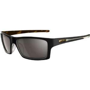 Revo Headwall Acetate Lifestyle Sunglasses   Mahogany/Graphite / One 