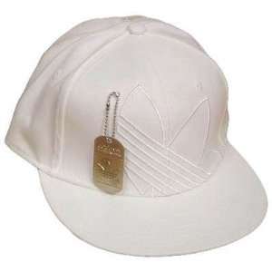  ADIDAS FLAT BILL FITTED 7 3/4 WHITE HAT CAP DOG TAG 