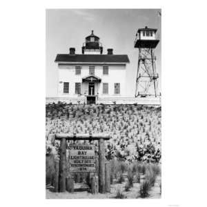  Yaquina Bay Lighthouse Photograph   Yaquina, OR Giclee 