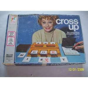  CROSS UP The Competitve Crossword Game Toys & Games