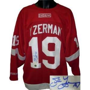 Steve Yzerman Signed Jersey   Authentic