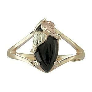  Black Hills Gold 10K Ladies Onyx ring   SZ 8 Jewelry