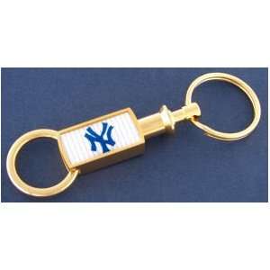  New York Yankees Gold Tone Valet Keychain Sports 