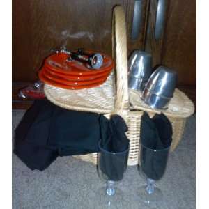  Small Picnic Basket for Four 